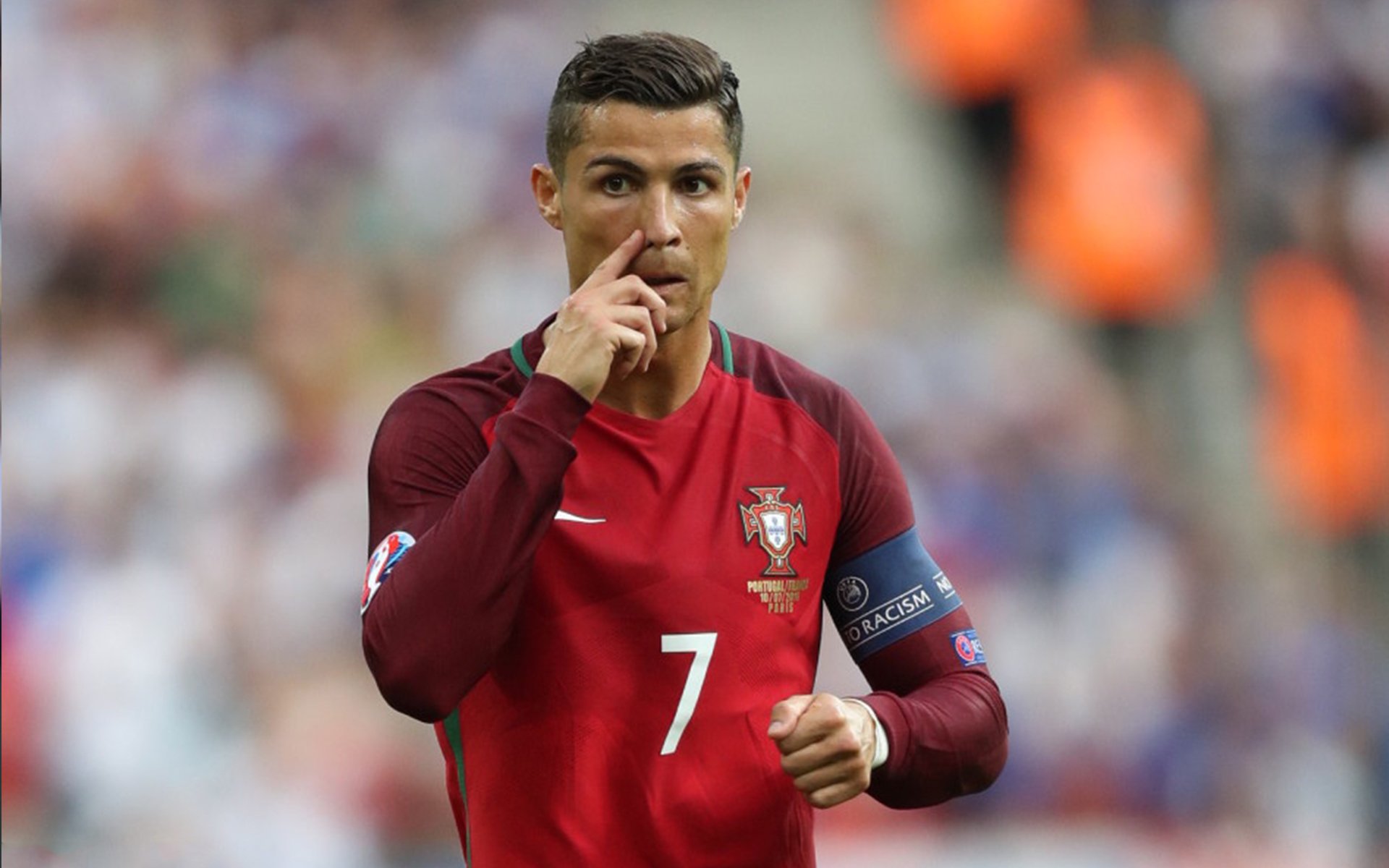 拼搏与梦想共同定义中国篮球，梦想与拼搏齐飞